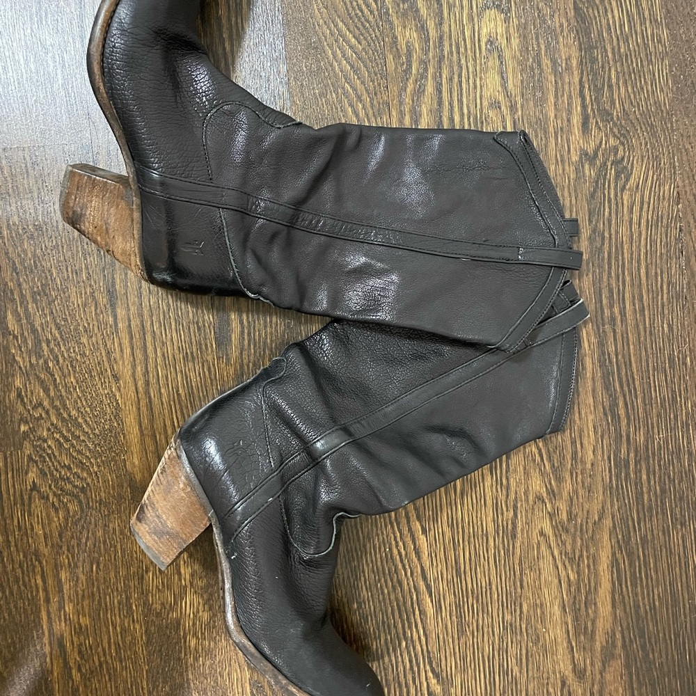 Frye boots genuine leather size 8